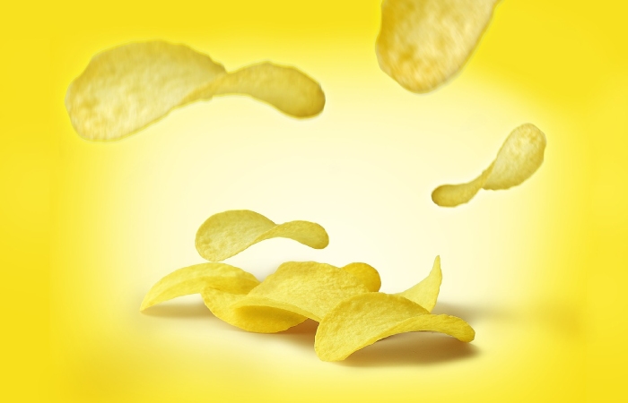 Crispy tortilla chips