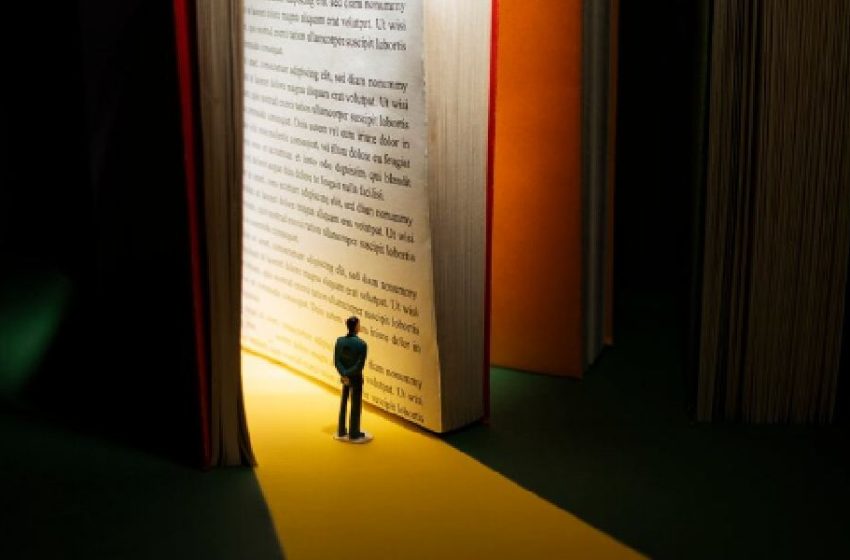 Complete Novel AI Guide: AI Creative Writing & Art Platform